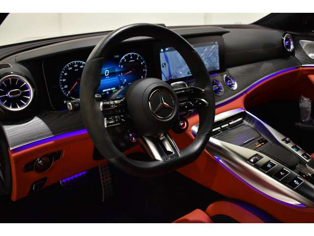 AMG GT 4ドアクーペ53 4マチックプラス 4WD