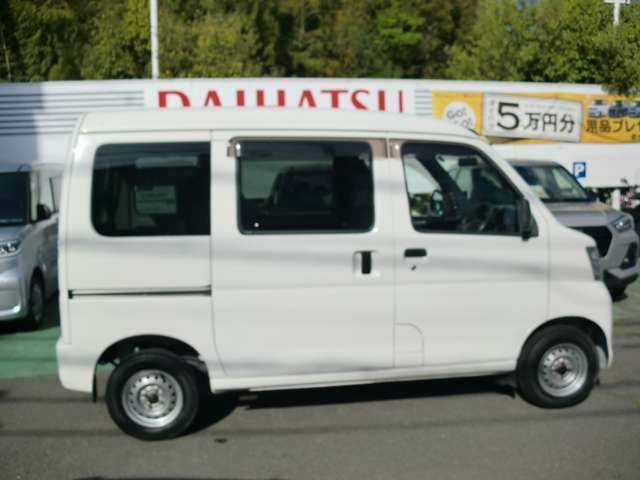 ハイゼットカーゴデラックス ハイルーフ 4WD