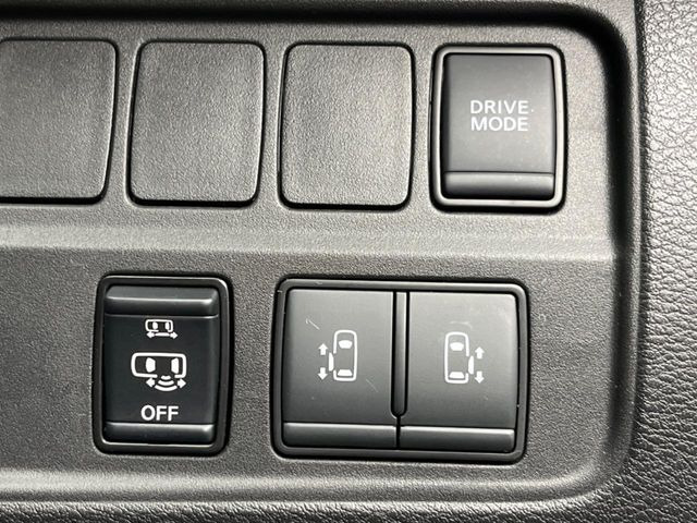 セレナ1.2 e-POWER ハイウェイスターV