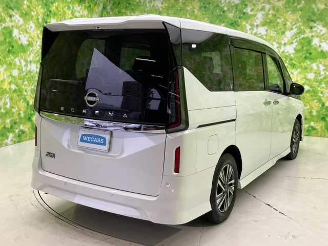 セレナ2.0 ハイウェイスターV