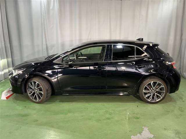 カローラスポーツ1.2 GZ 4WD