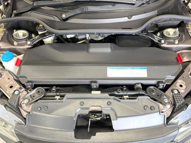 ���i�̂���������ʋ΁A���}���ɏ\���ȉ׎��X�y�[�X���m�ۂ��Ă���܂��B