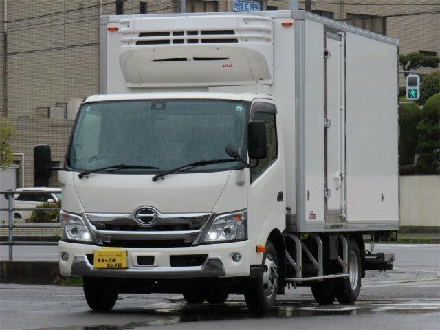 デュトロ冷蔵冷凍車