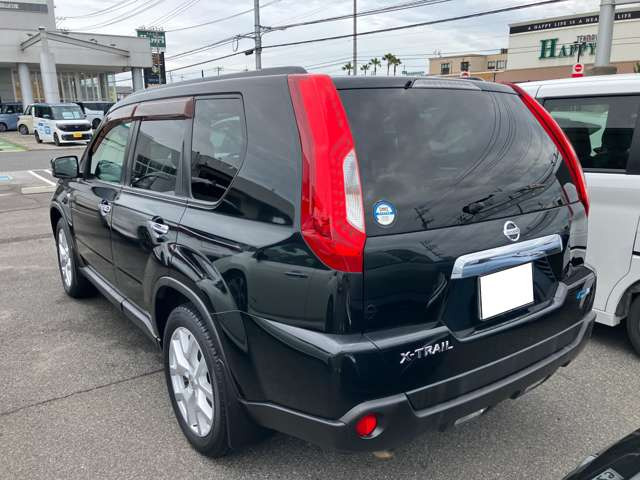 エクストレイル2.0 20GT ディーゼル 4WD