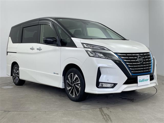 セレナ1.2 e-POWER ハイウェイスターV