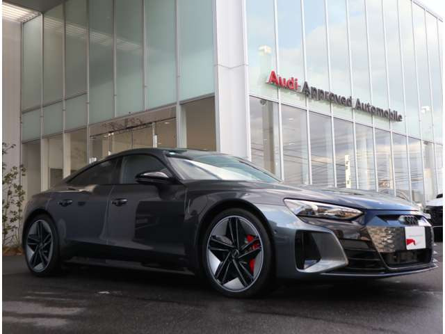 RS e-tron GT