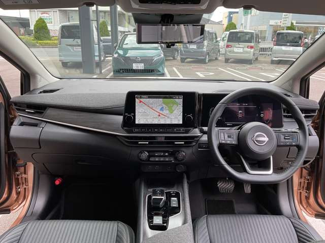 ノートオーラ1.2 G レザーエディション