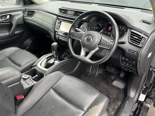 エクストレイル2.0 20Xi 4WD