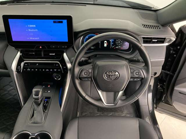 ハリアー2.5 ハイブリッド E-Four G 4WD