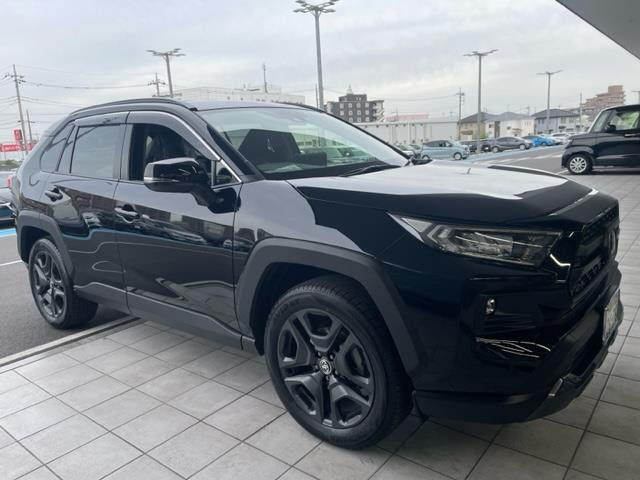RAV42.0 アドベンチャー 4WD