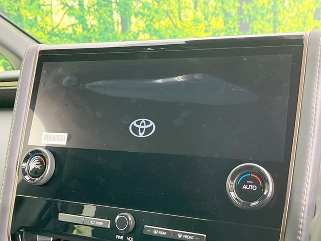�y9.8�C���` �f�B�X�v���C�I�[�f�B�I�z���ʂ̃f�B�X�v���C��AppleCarPlay��AndroidAuto�����p�\�B�傫�ȉ�ʂŃX�}�z�i�r�A�v���������p���������܂���