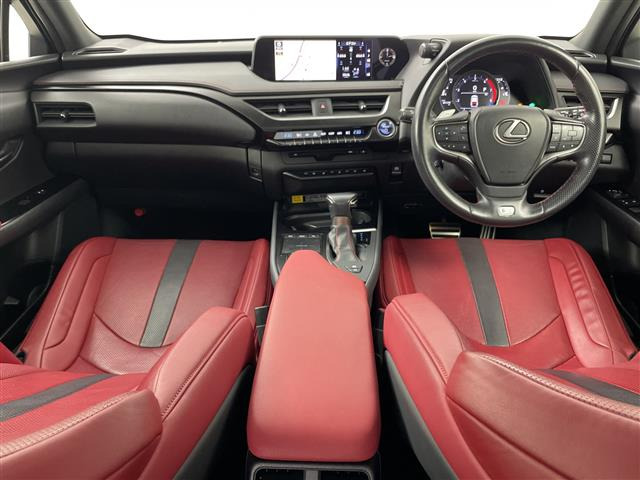 UX250h Fスポーツ 4WD