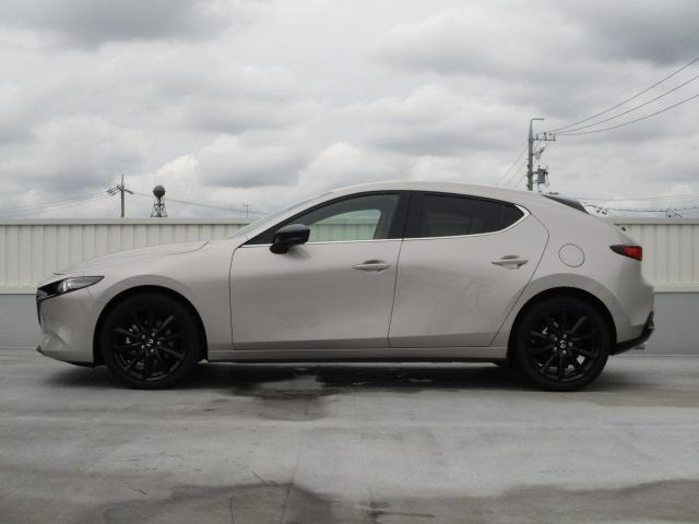 MAZDA3ファストバック1.8 XD ドライブ エディション