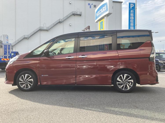 セレナ1.2 e-POWER ハイウェイスターV