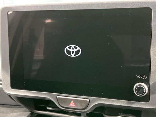 �y8�C���` �f�B�X�v���C�I�[�f�B�I�z���ʂ̃f�B�X�v���C��AppleCarPlay��AndroidAuto�����p�\�B�傫�ȉ�ʂŃX�}�z�i�r�A�v���������p���������܂���