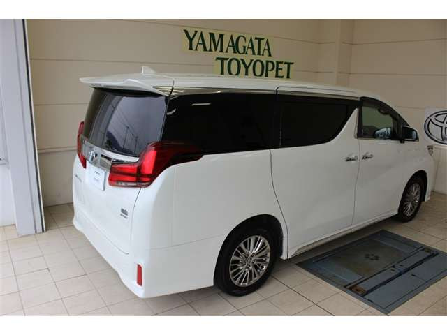 アルファードハイブリッド 2.5 S タイプゴールドII E-Four 4WD