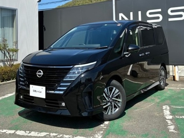 セレナ1.4 e-POWER ハイウェイスターV