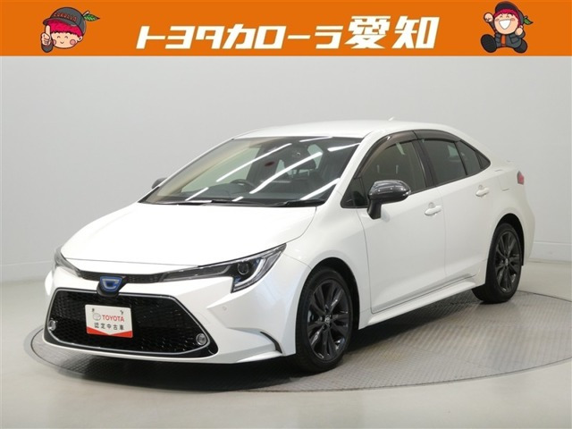 カローラ1.8 ハイブリッド W×B