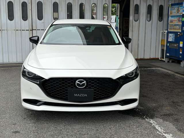 MAZDA3セダン1.8 XD レトロスポーツエディション
