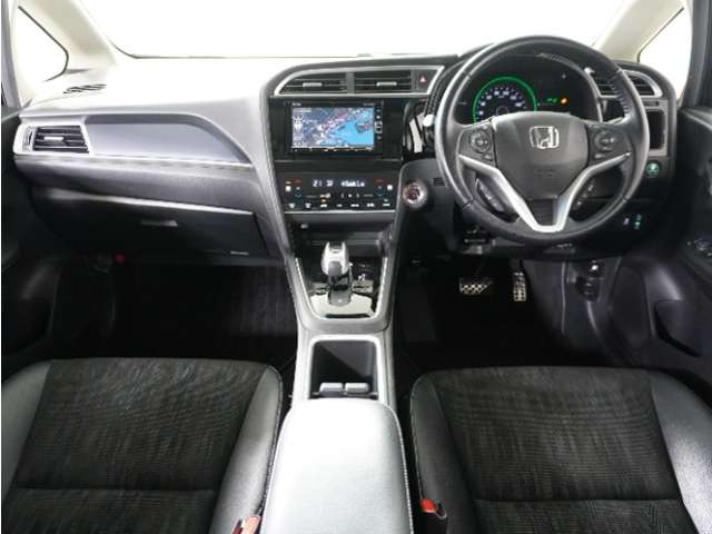 シャトル1.5 ハイブリッド X ホンダセンシング