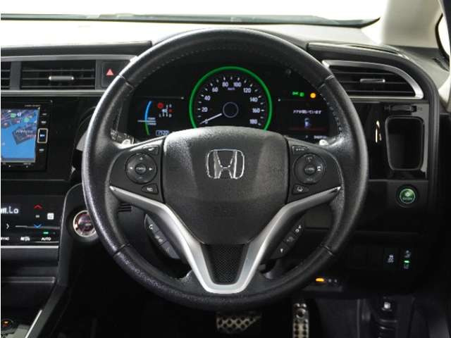 シャトル1.5 ハイブリッド X ホンダセンシング
