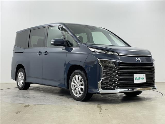 ヴォクシー1.8 ハイブリッド S-G E-Four 4WD