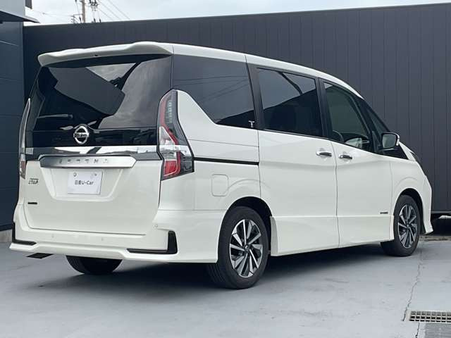 セレナ2.0 ハイウェイスターV