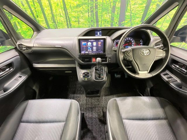 ヴォクシー2.0 ZS 煌