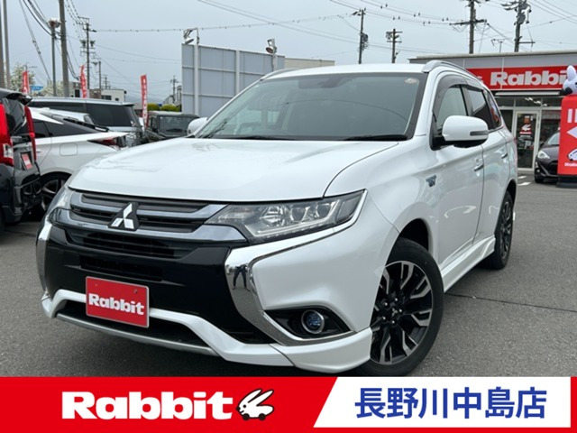 アウトランダーPHEV2.0 G ナビパッケージ 4WD