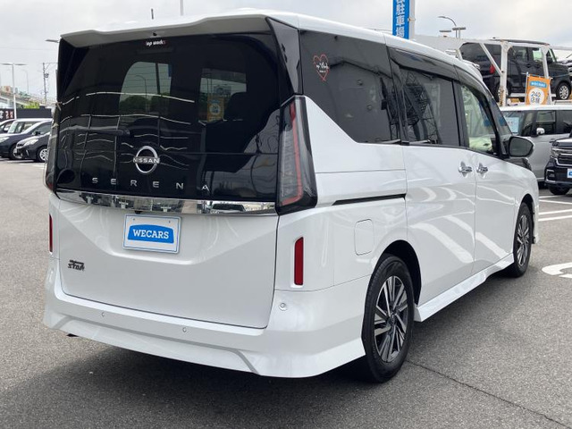 セレナ2.0 ハイウェイスターV