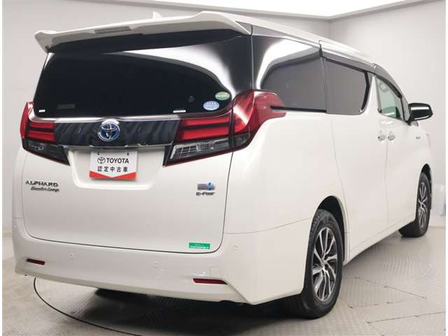 アルファードハイブリッド 2.5 エグゼクティブ ラウンジ E-Four 4WD