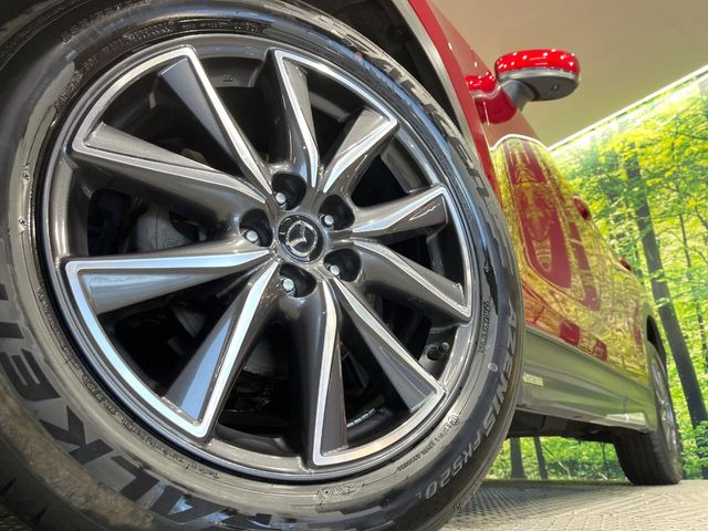 �y����19�C���`�A���~�z�C�[���z�O�ςɃ}�b�`���������A���~�z�C�[���𑕒����Ă���܂��B�e��ЊO�A���~�z�C�[����A�X�^�b�h���X�^�C�����戵�����Ă���܂��B���񂲑��k����������