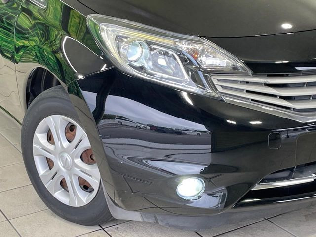 �yLED�w�b�h���C�g�z���V����ԑ��s�����ǍD�Ȏ��E���m�ۂ����S���ĉ^�]�ł��鍂�P�xLED�w�b�h���C�g�𑕔�!�_�����x�������A����d�͂��}�����Ă��܂��B
