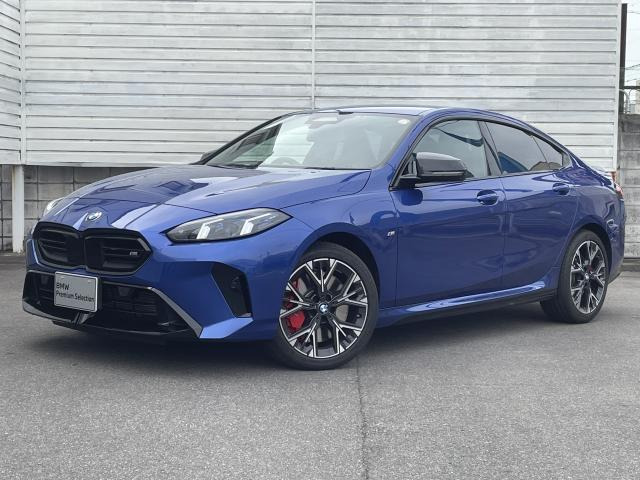 2シリーズグランクーペM235 xドライブ 4WD