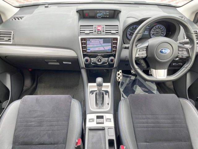 レヴォーグ2.0 GT アイサイト 4WD