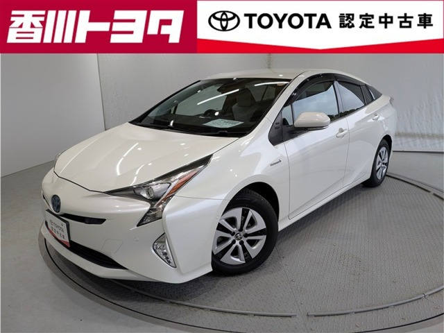 プリウス1.8 A E-Four 4WD
