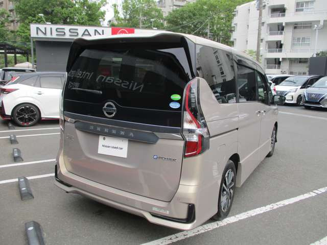 セレナ1.2 e-POWER ハイウェイスターV