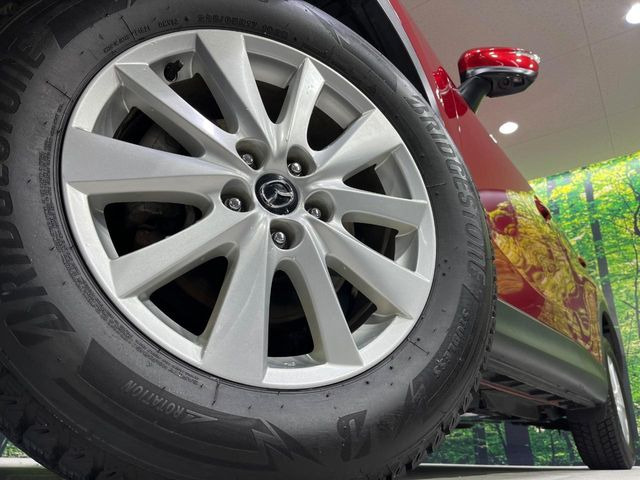 �y����17�C���`�A���~�z�C�[���z�O�ςɃ}�b�`���������A���~�z�C�[���𑕒����Ă���܂��B�e��ЊO�A���~�z�C�[����A�X�^�b�h���X�^�C�����戵�����Ă���܂��B���񂲑��k����������