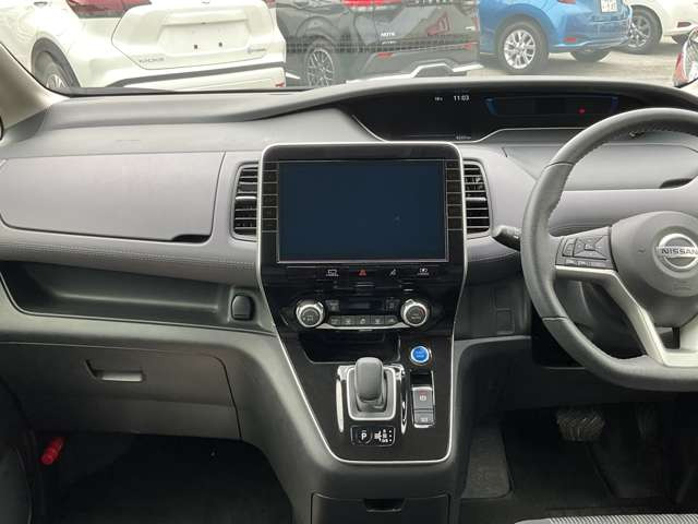 セレナ1.2 e-POWER ハイウェイスターV