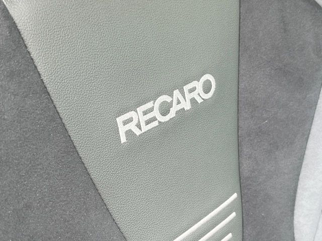 �yRECARO���o�P�b�g�V�[�g�z�l�ԍH�w�Ɋ�Â����ʈ����z�ɂ���č��ւ̕��S�Ⓑ���ԉ^�]���̔�J�������y������ڂŃ��J���Ƃ킩��X�|�[�e�B�ȃ��b�N�X�������ł��B