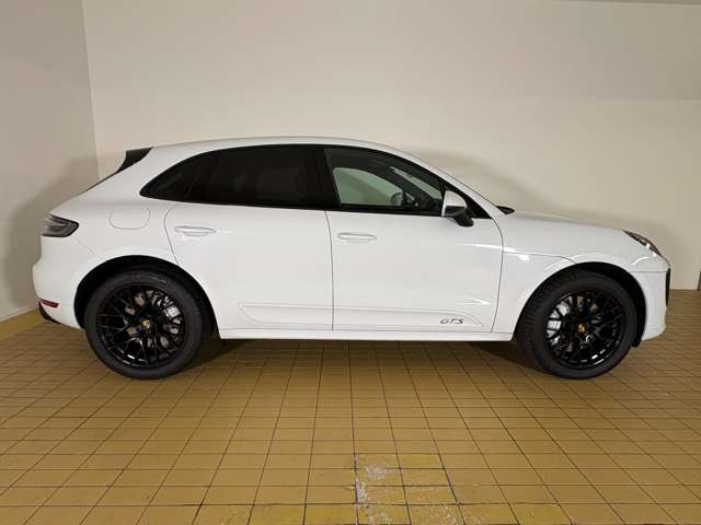 マカンGTS PDK 4WD
