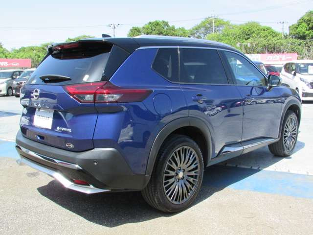 エクストレイル1.5 AUTECH アドバンスド パッケージ e-4ORCE 4WD