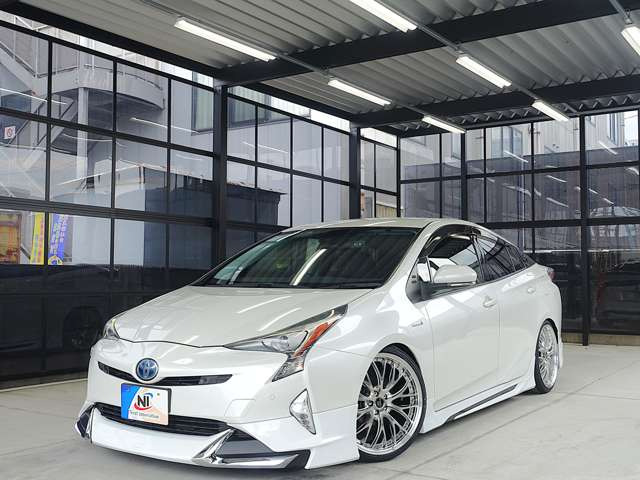 プリウス1.8 S セーフティ プラス
