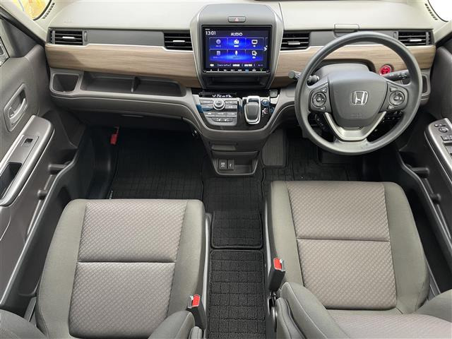 フリード1.5 ハイブリッド G