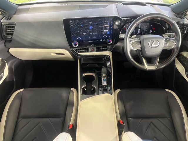 NX350h バージョンL