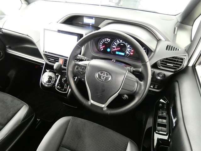 ヴォクシー2.0 ZS 煌III