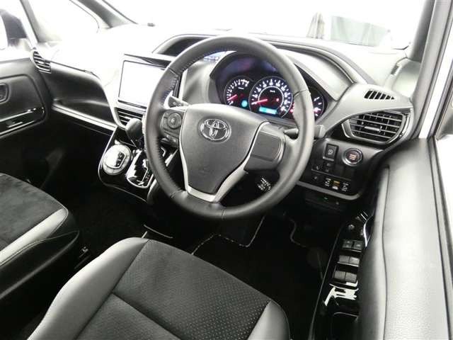 ヴォクシー2.0 ZS 煌III