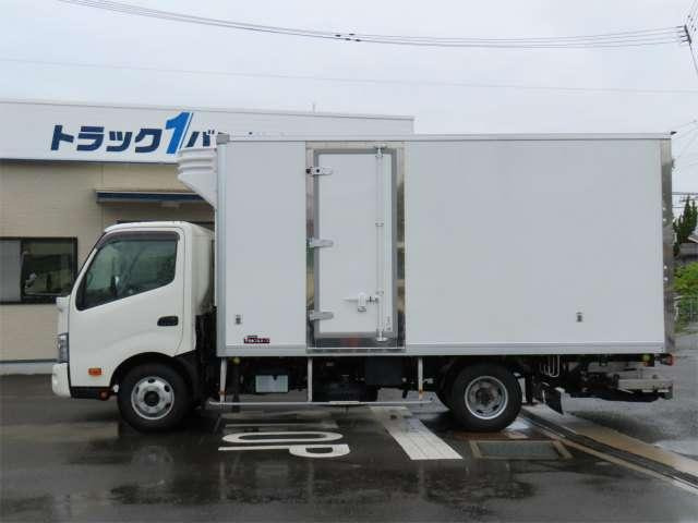 デュトロ冷蔵冷凍車