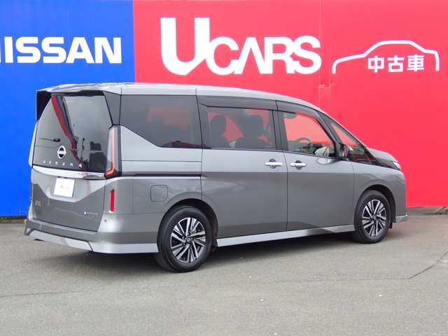セレナ1.4 e-POWER ハイウェイスターV