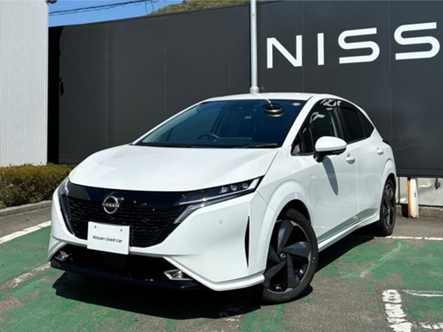 ノートオーラ1.2 G FOUR レザーエディション 4WD